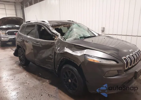 2014 Jeep Cherokee Latitude z USA, uszkodzony, nr VIN 1C4PJMCS1EW212085